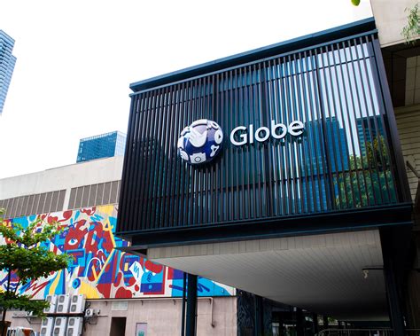 globe store mandaluyong photos